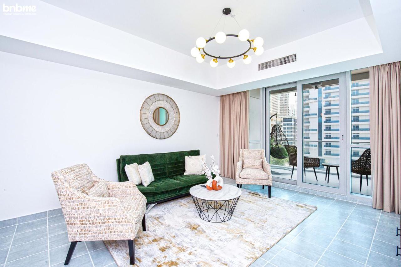 Bnbmehomes - Sit Back & Enjoy Seeing The Luxury Yachts Drive By - B67 Dubai Bagian luar foto